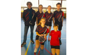 équipe des cadets excellence avec Lola T, Lola P, Bastien
équipe des benjamins excellence avec Margaux et Louis